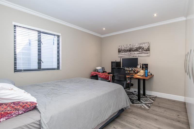 To Let 3 Bedroom Property for Rent in Constantia Western Cape